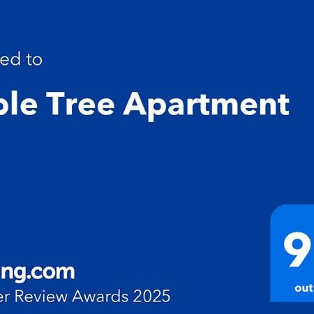 Apple Tree Apartment Hensol Extérieur photo
